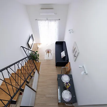 Yasmin & Viola Apartman