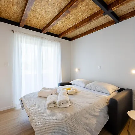 Apartman Yasmin & Viola